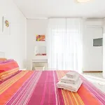 Sorrento 3 Bedrooms Sunny Apt With Terrace & View